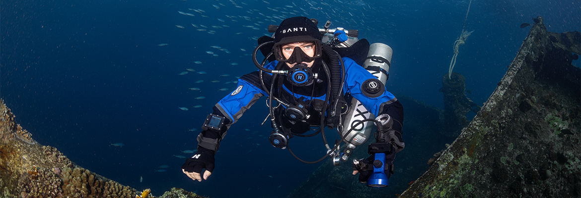 5 Reasons UAE Divers Are Switching to Drysuits