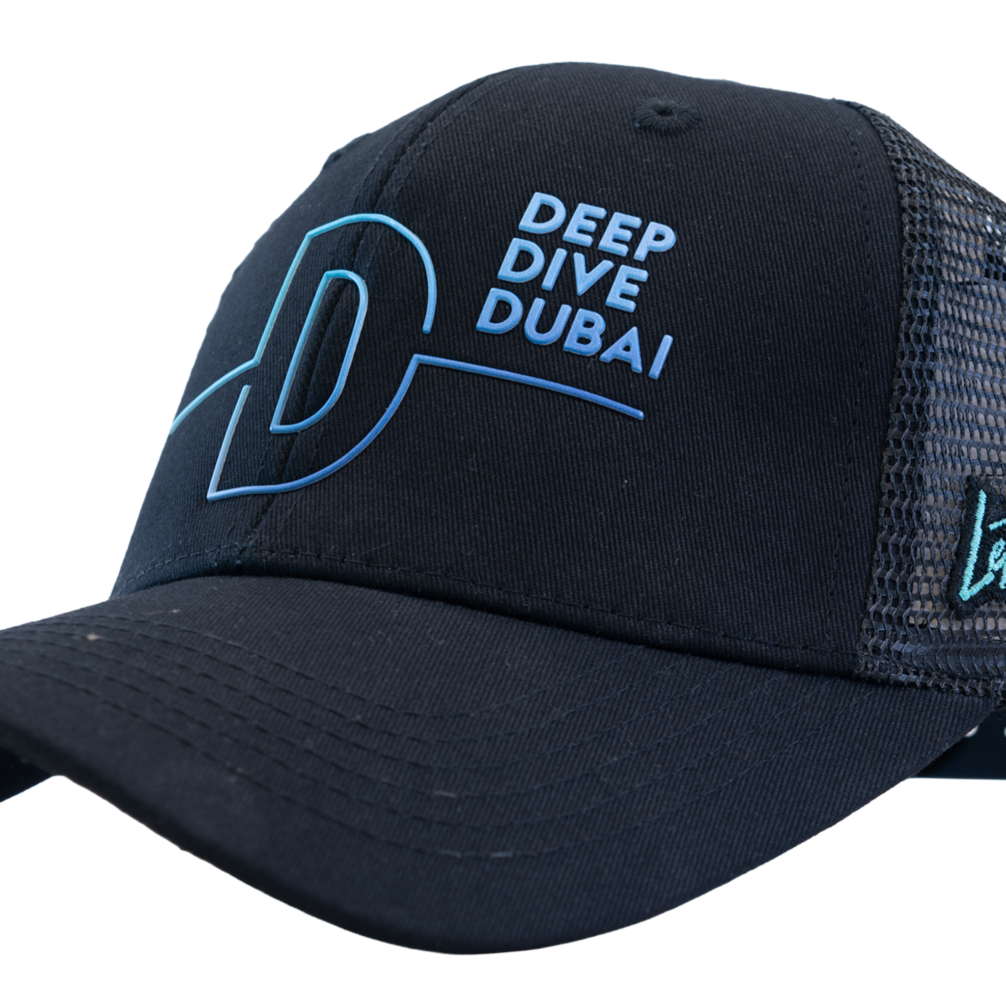 Deep Dive Dubai Cap